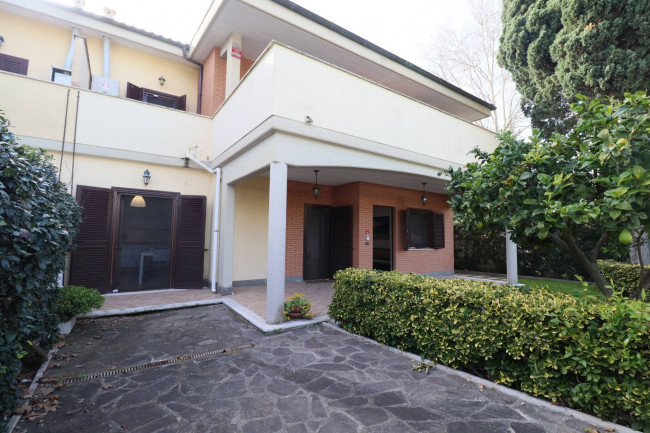 Villette a schiera in vendita a Anzio