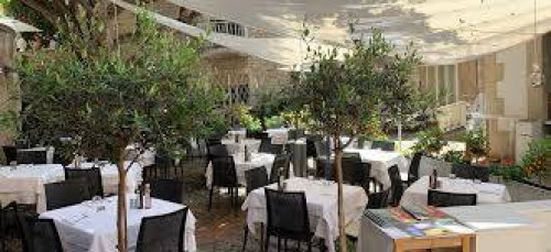 Palazzo/Stabile uso commerciale in vendita a Taormina