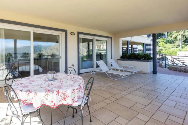 Appartamento in vendita a Taormina
