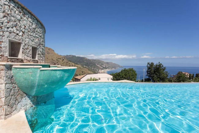 Appartamento in vendita a Taormina
