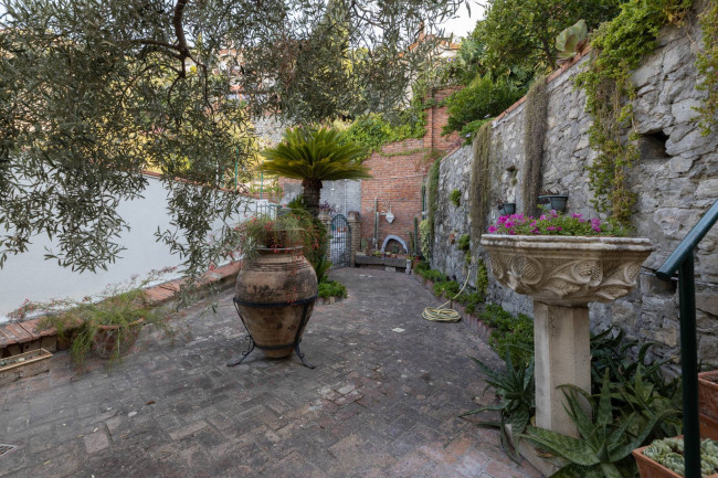 Detached Villa for sale in Taormina