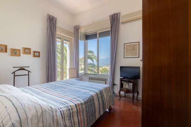 Detached Villa for sale in Taormina