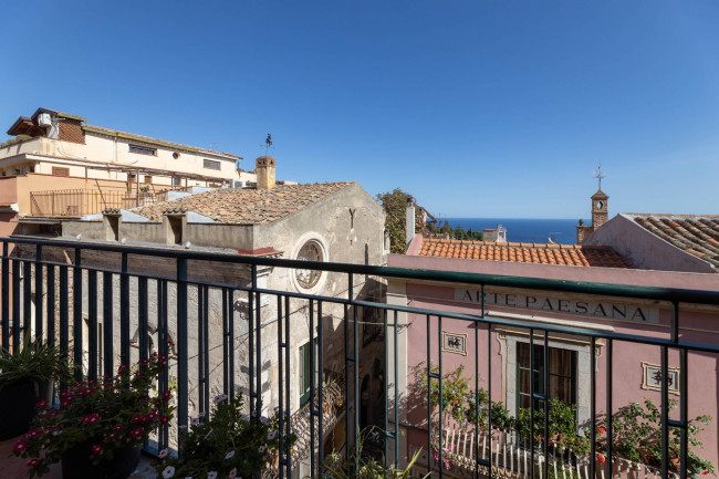 Palazzina/Stabile in vendita a Taormina