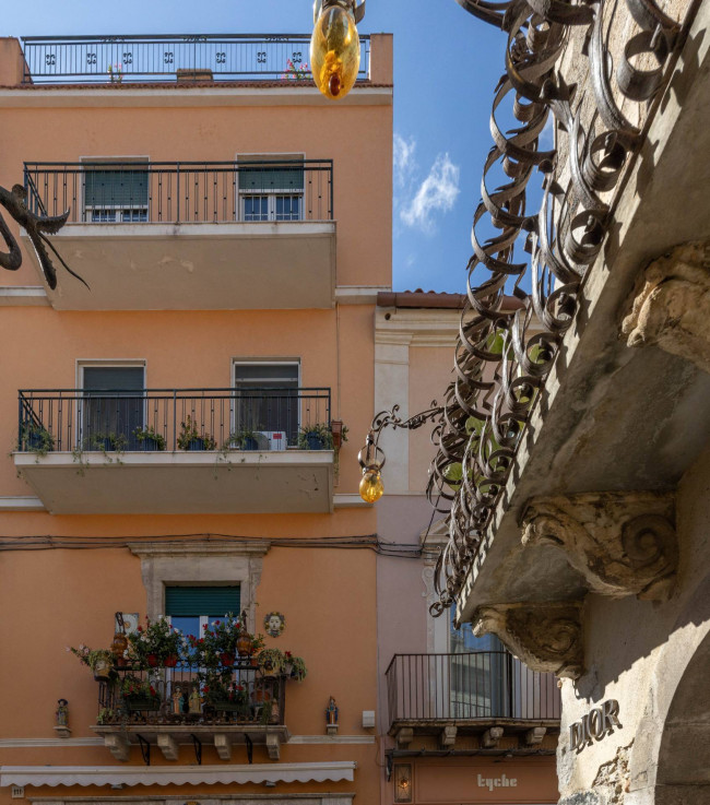 Palazzina/Stabile in vendita a Taormina