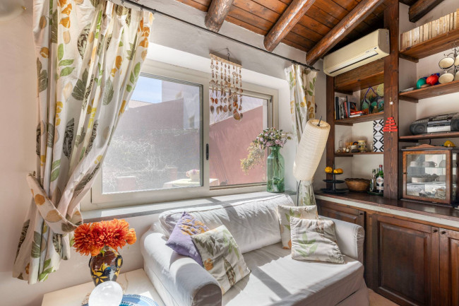Porzione di villa in vendita a Letojanni