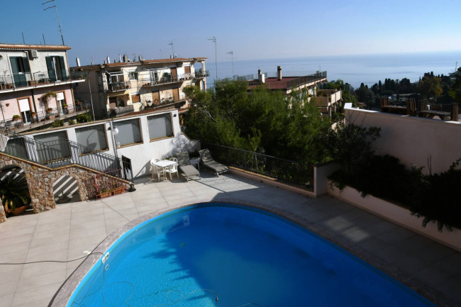 Apartment for sale in Taormina