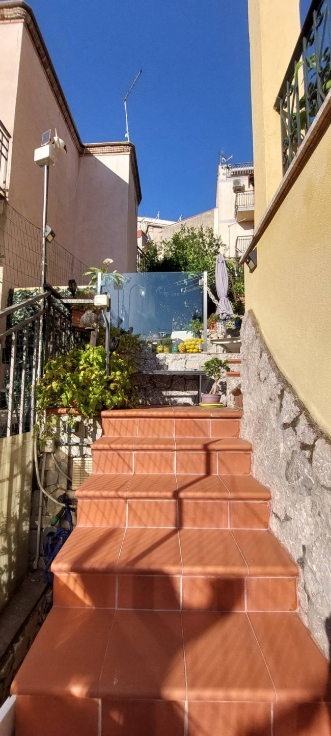 Appartamento in vendita a Taormina