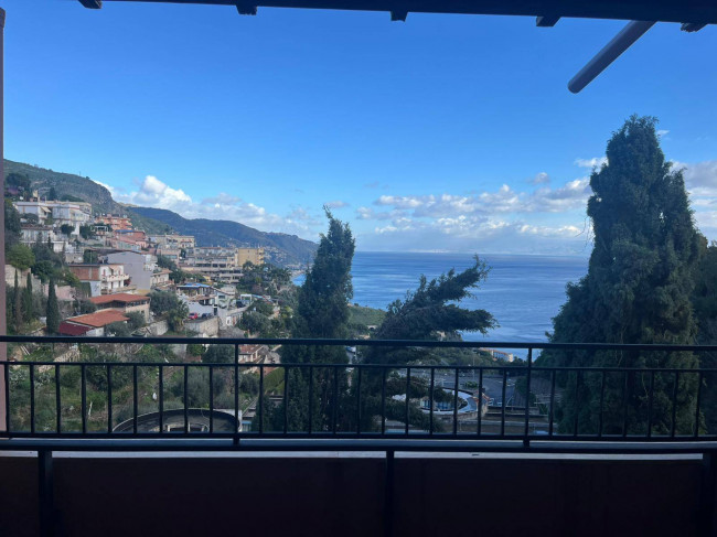Apartment for rent in Taormina