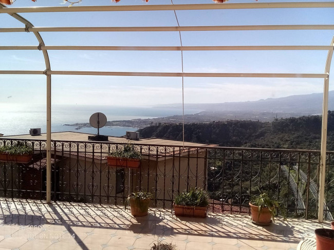 Appartamento in vendita a Taormina