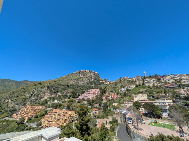 Apartment for sale in Taormina