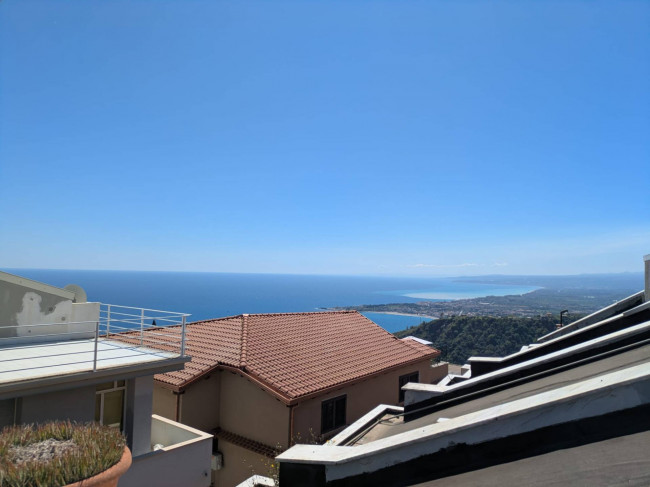 Apartment for sale in Taormina
