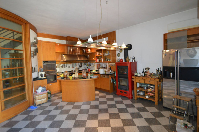 Appartamento in vendita a Pavia