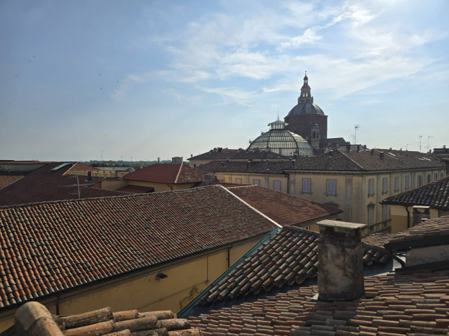Appartamento in vendita a Pavia