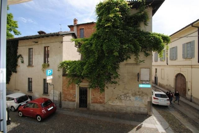 Appartamento in vendita a Pavia