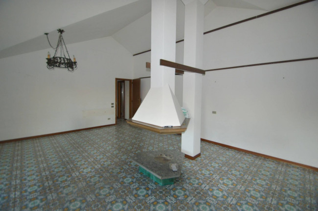 Appartamento in vendita a Pavia