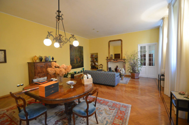 Appartamento in vendita a Pavia
