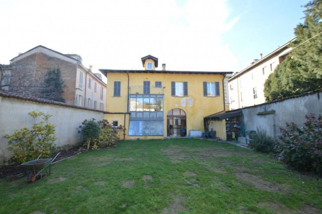 Appartamento in vendita a Pavia