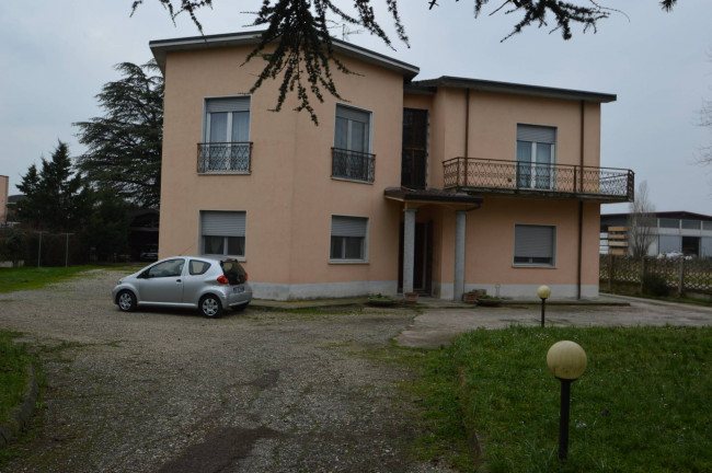 Villa in vendita a Campospinoso