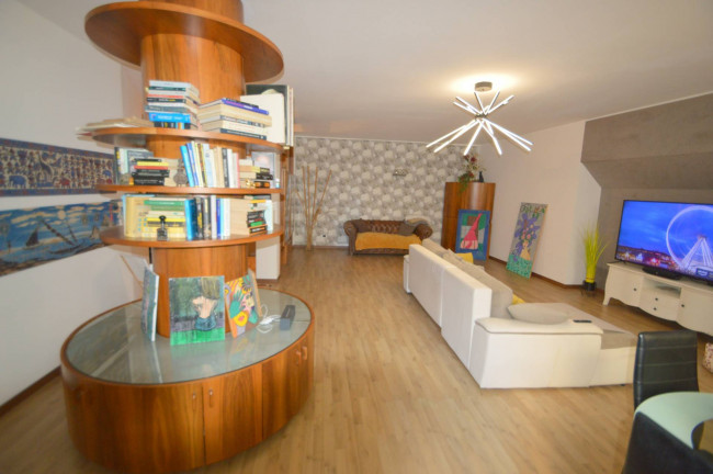 Appartamento in vendita a Pavia