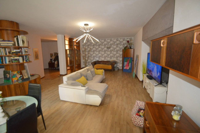 Appartamento in vendita a Pavia