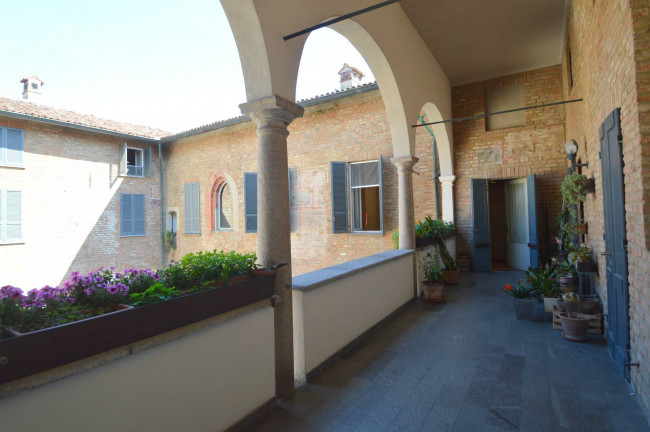 Appartamento in vendita a Pavia