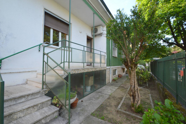 Villa in vendita a Pavia