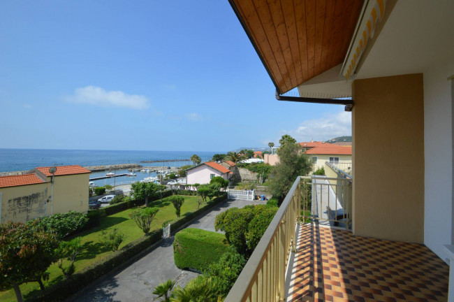 Appartamento in vendita a Santo Stefano al Mare