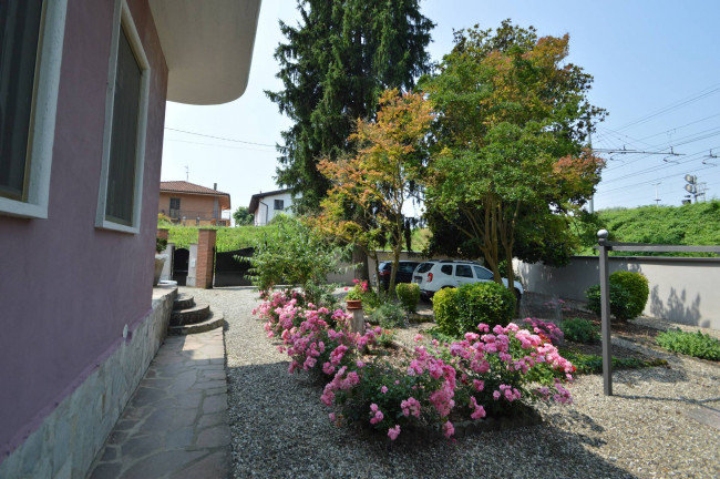 Villa in vendita a Bressana Bottarone