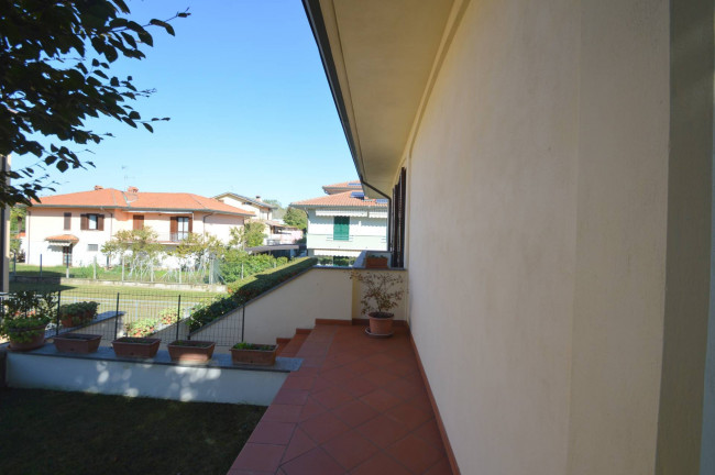 Villa in vendita a Sommo