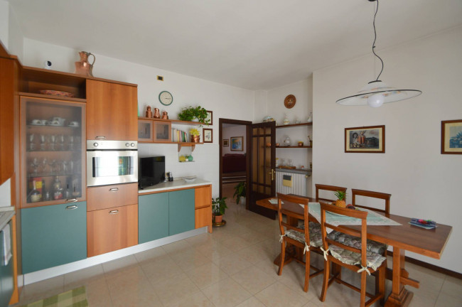 Villa in vendita a Sommo