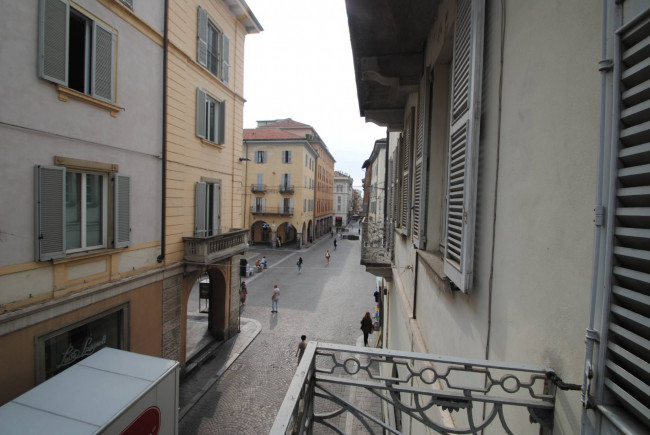 Appartamento in affitto a Pavia