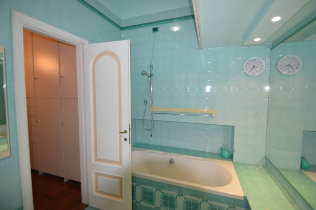 Appartamento in vendita a Pavia