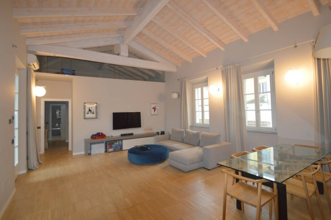 Appartamento in vendita a Pavia