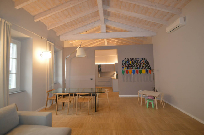 Appartamento in vendita a Pavia