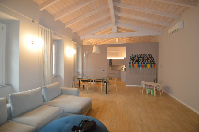 Appartamento in vendita a Pavia