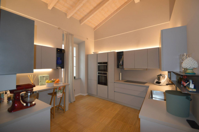 Appartamento in vendita a Pavia