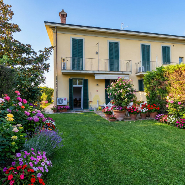 Appartamento in vendita a Pavia