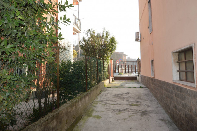 Stabile/Palazzo in vendita a Pavia