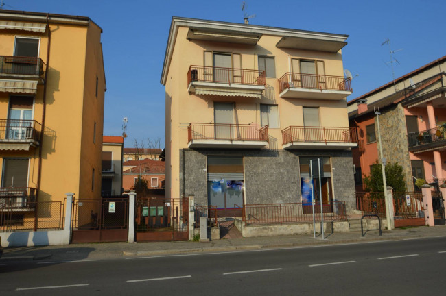 Stabile/Palazzo in vendita a Pavia