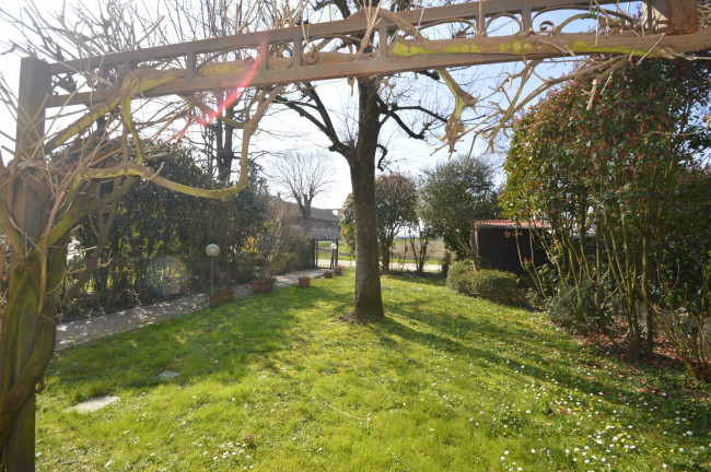 Villette a schiera in vendita a Pavia