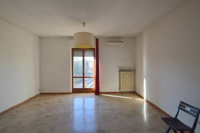 Stabile/Palazzo in vendita a Pavia