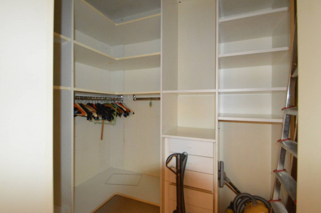 Appartamento in vendita a Pavia