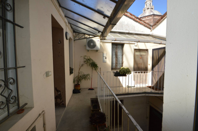 Appartamento in vendita a Pavia