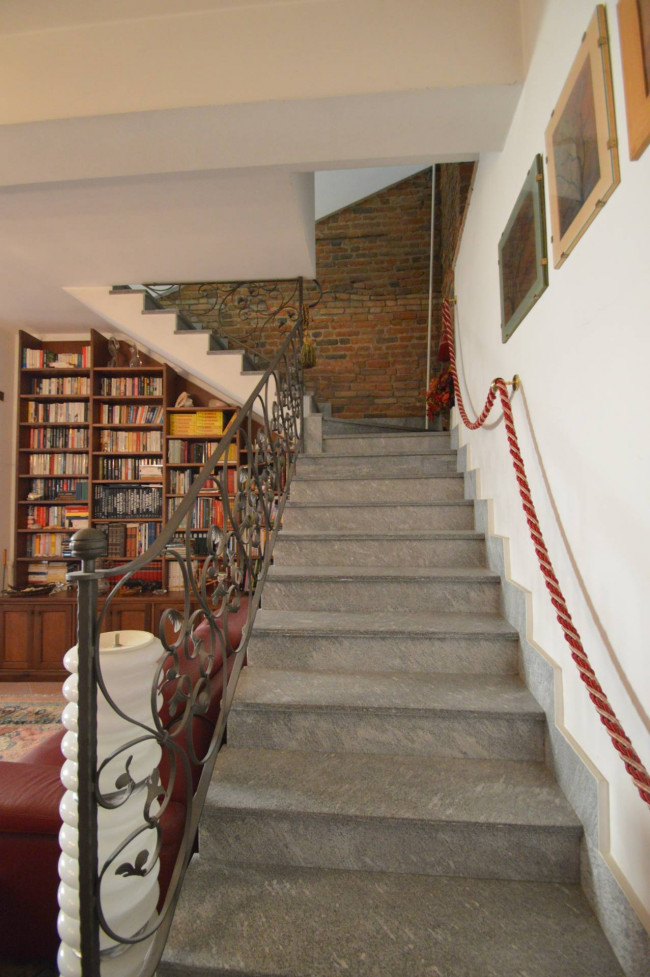 Appartamento in vendita a Pavia