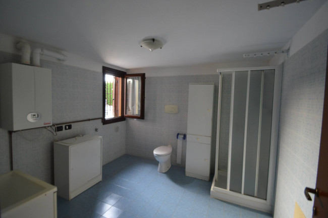 Villa in vendita a Villanova d'Ardenghi