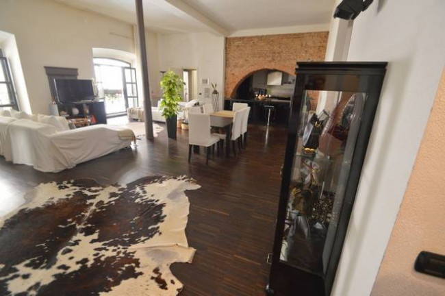 Appartamento in vendita a Pavia