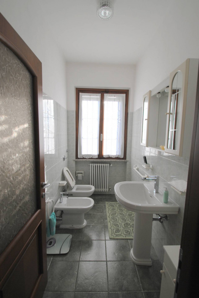Villa in vendita a Linarolo