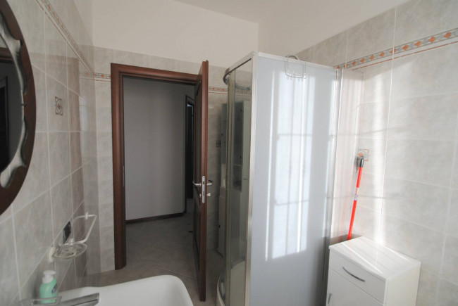 Villa in vendita a Linarolo