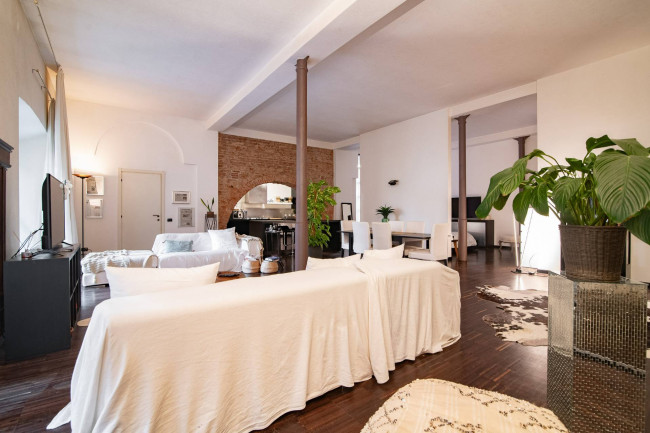 Appartamento in vendita a Pavia