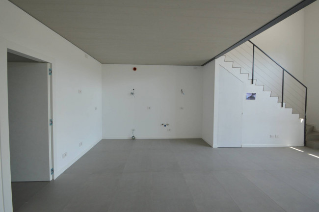 LOFT in vendita a Pavia